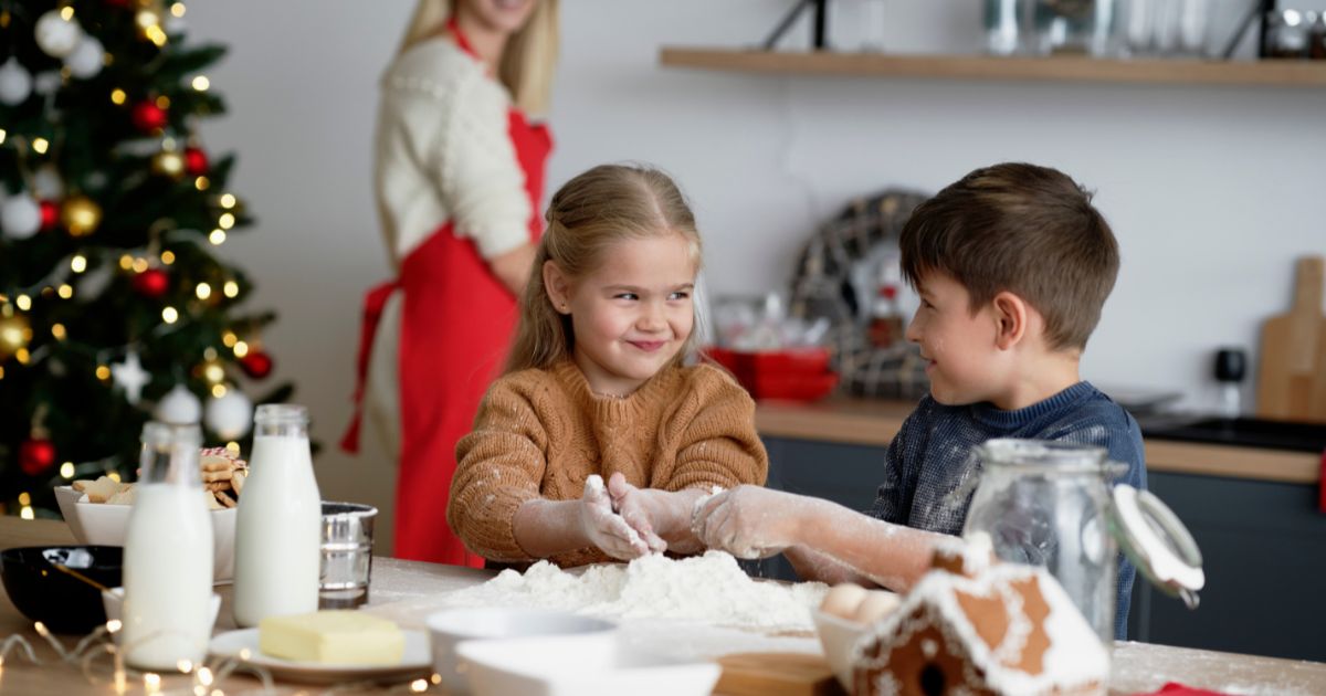 entspannte Kinder zu Weihnachten